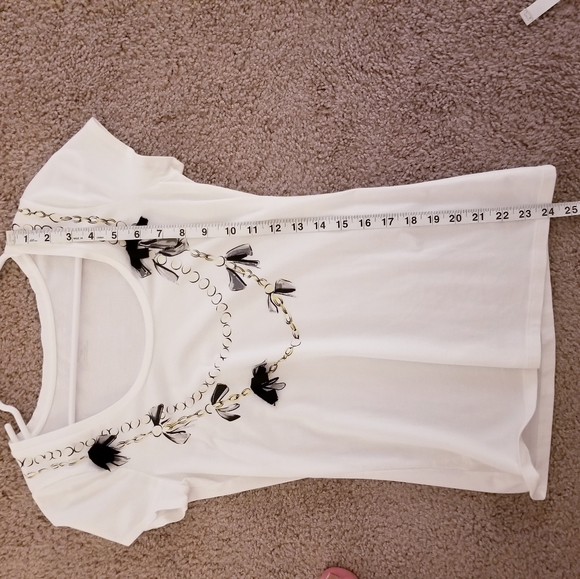 Ann Taylor Bow Graphic White Tee - Picture 7 of 8